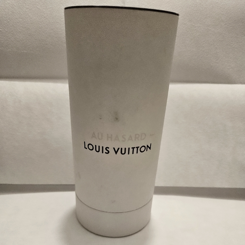 Louis Vuitton  Au Hasard